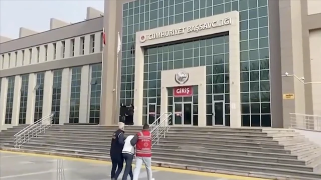 Dolandırıcılara yönelik operasyonlarda 50 şüpheli tutuklandı