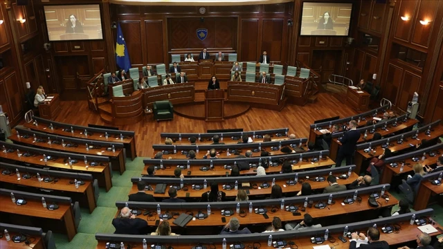 Kosova Meclisi feshedildi