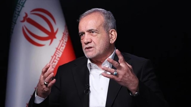 Pezeşkiyan: Geçici Liderlik Konseyi görevine başlamıştır