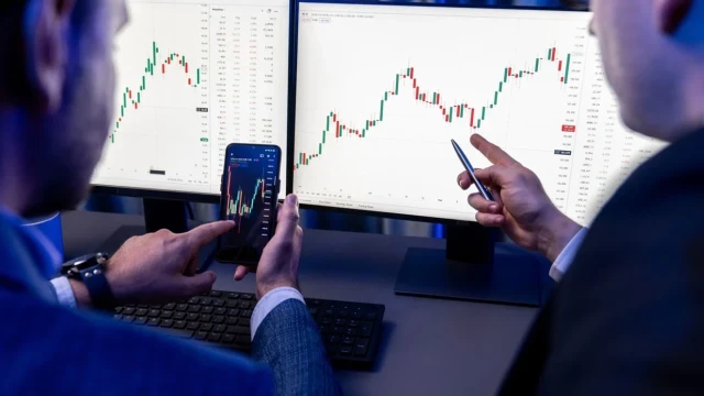 piyasalarda dalgalanmalar görülüyor