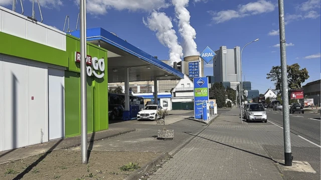 AB'de akaryakıt fiyatları yükselmeye devam ediyor