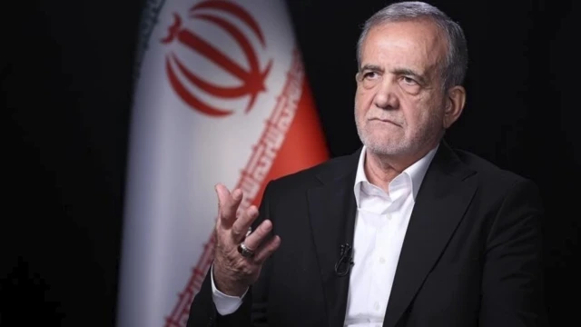 Türk milletinin İran'la etkileyici dayanışmasını takdir ediyoruz