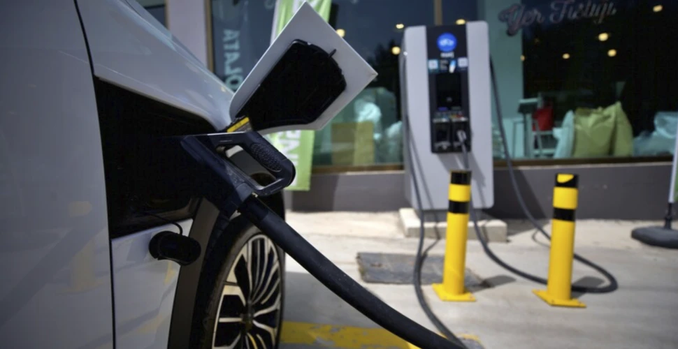 Türkiye'de otomobillerin yarısı elektrikli ve hibrit araçlardan oluştu