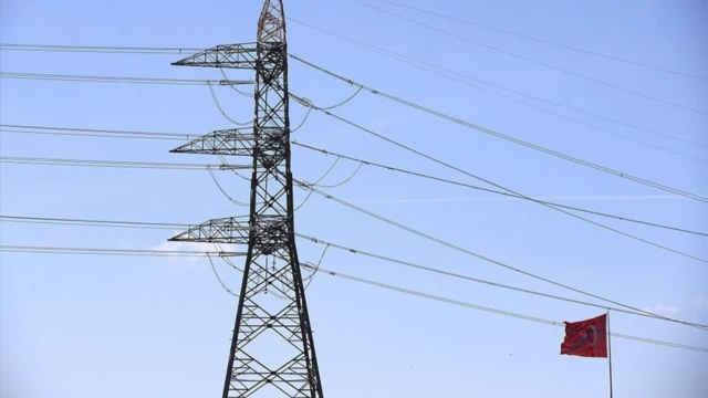 Türkiye'nin elektrik kurulu gücü 125 bin megavatı aştı