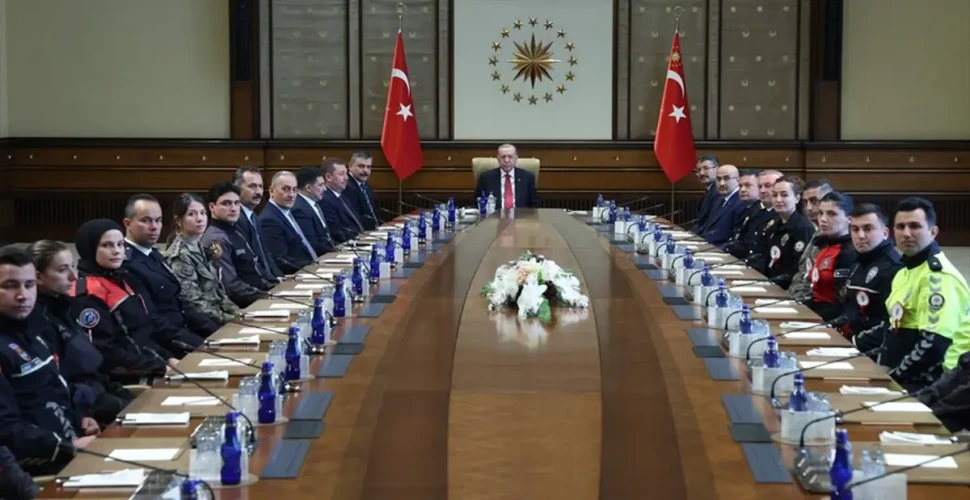 Türkiye'nin güvenli liman olmasında polislerimizin büyük payı bulunuyor