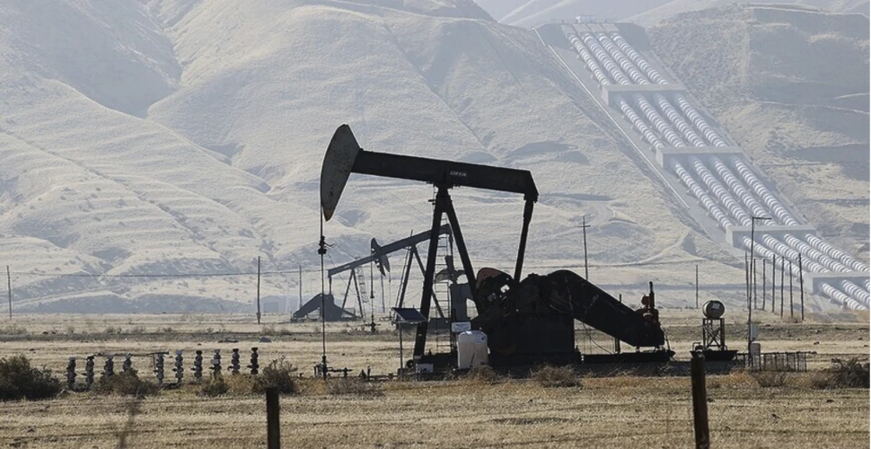 Brent petrolün varil fiyatı yüzde 5 geriledi