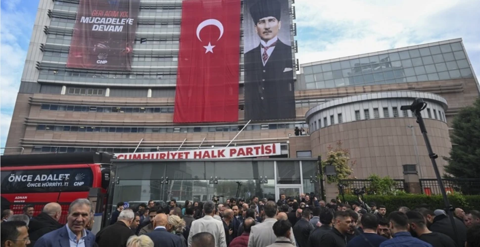 CHP parti genel merkezinde gerginlik yaşanıyor
