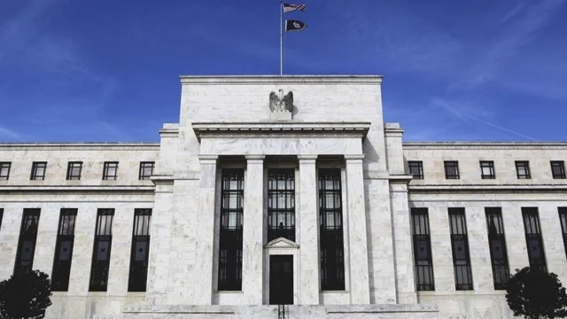 Fed yetkilileri, para politikası toplantısında karşı oy kullanmalarının nedenini açıkladı