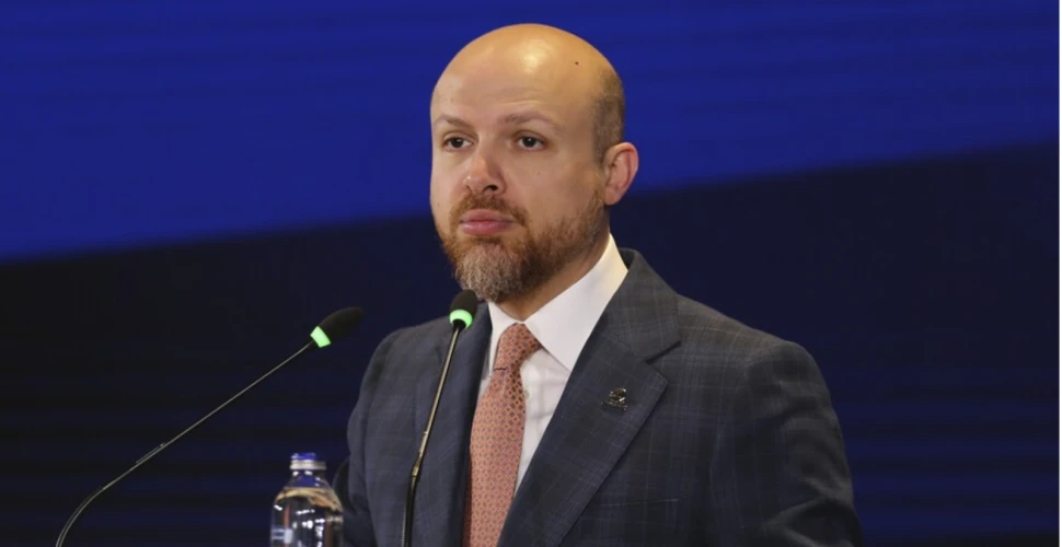 Yozlaşmanın önüne geçmek isteyen başka bir millet yok