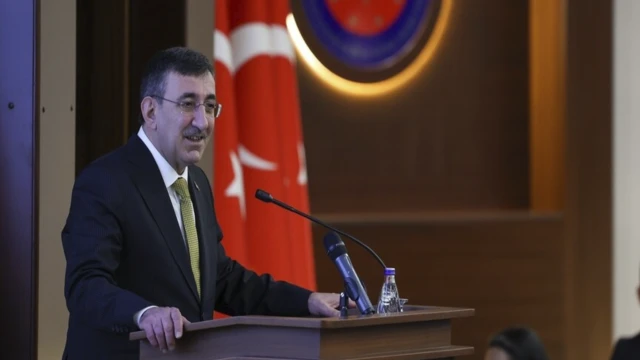 Devlet ve millet aynı yöne bakmıyorsa o ülkenin kalkınması mümkün değildir