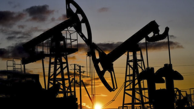 OPEC+ üretim artışları Hürmüz krizini aşamıyor
