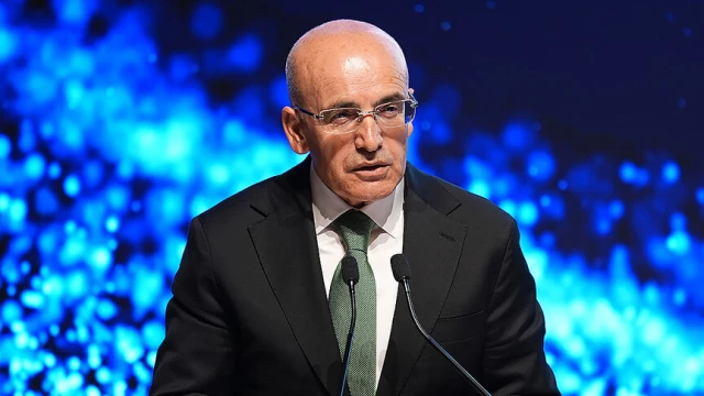 Şimşek'ten 400 Milyon Avroluk Finansman Değerlendirmesi
