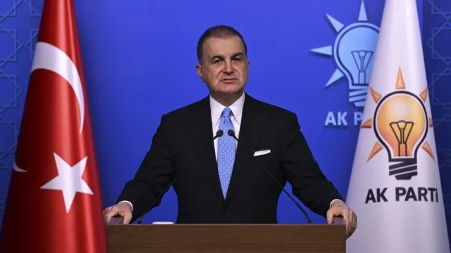 Çelik, Özel'in yabancı gazetedeki yazısına tepki gösterdi