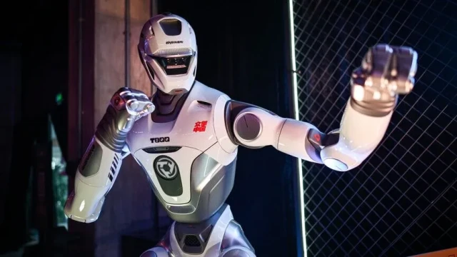 Robotlar geleceğimizin düşmanı...