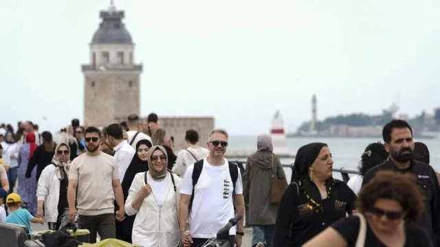 Türkiye'nin turizm geliri yüzde 2,6 azaldı