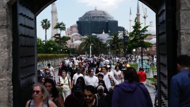 Yerli turistlerden seyahat harcama rekoru