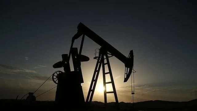 ABD-İran diplomasi Brent petrolü 85 doların altına çekti
