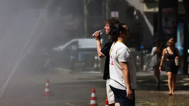 Almanya'da sıcak hava uyarısı