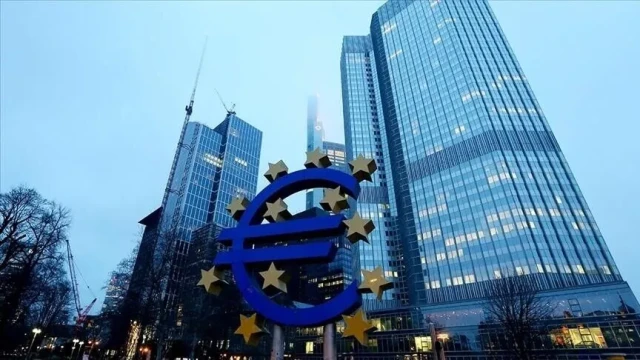 Ekonomideki direnç ECB'yi faiz artışına yaklaştırıyor