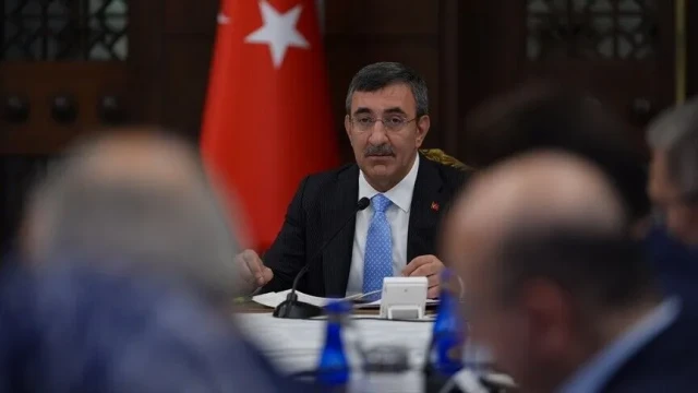 Kadınların iş gücüne katılımını yükseltmeyi hedefliyoruz