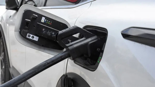 Küresel elektrikli araç satışları 1,85 milyon oldu