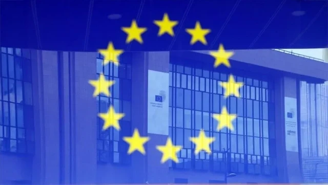 AB, Ukrayna'nın 3 milyar avroluk ödemeyi onayladı