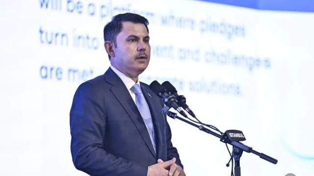 Bakan Kurum: Yaşanabilir bir dünyayı gelecek nesillere bırakmak