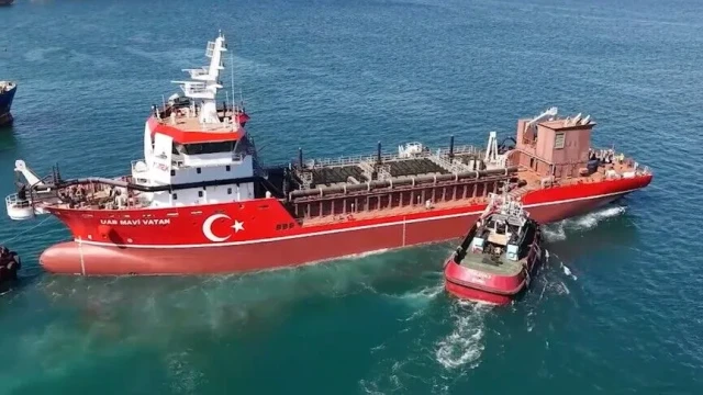 Milli tarama gemisi "UAB MAVİ VATAN" suya indirildi