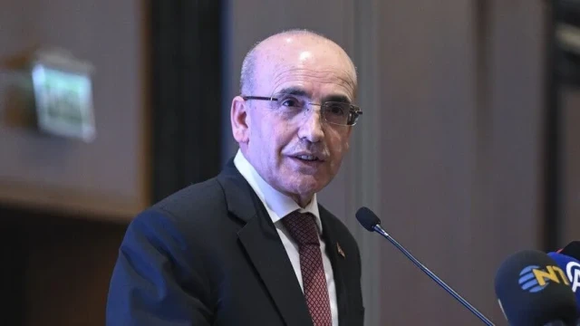 Dış ticaret açığındaki artış sınırlı kaldı
