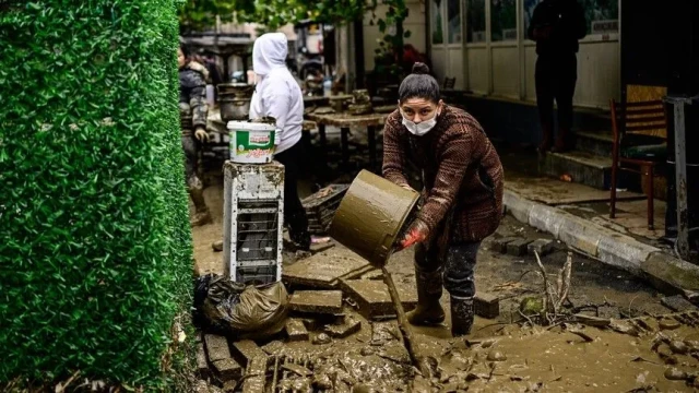 Selden etkilenen İstanbul'a 230 milyon lira kaynak