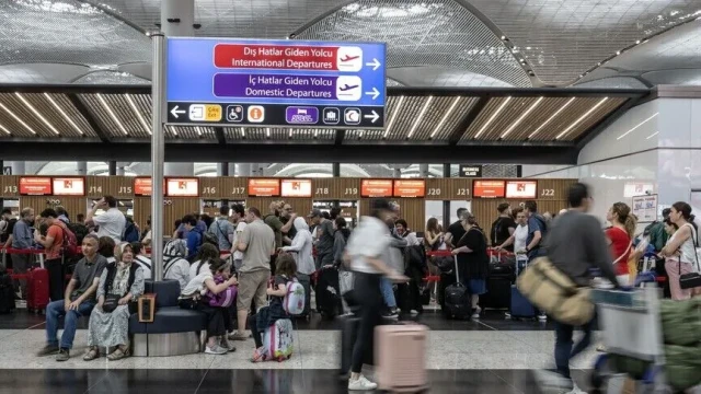 Türkiye'deki havalimanları 193 milyon yolcu taşıdı