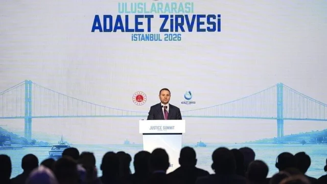 Uluslararası hukuk herkes için olmalıdır