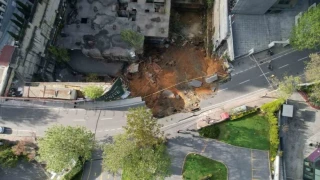 Sarıyer’de yol çöktü: Doğalgaz sıkıştı, patlama oldu