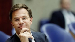 Rutte: "Müttefikler, savunmaya GSYİH'nin yüzde 5'ini tahsis etmeyi kabul etti"