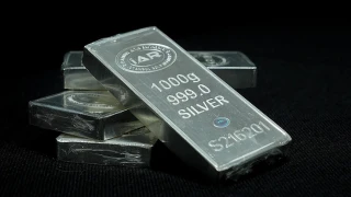 Gümüşte rekor 56 doların üzerine çıktı