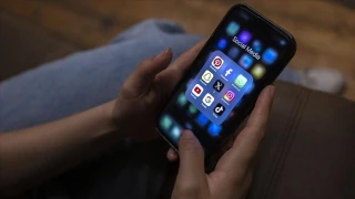 Fransa, sosyal medya yasağı tasarısını kabul etti