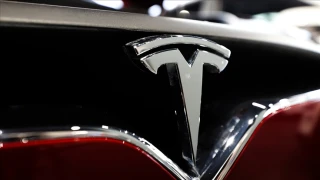 Tesla satışlarında düşüş sürüyor