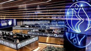 Borsa günü rekor seviyeden tamamladı