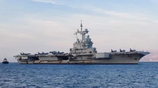 Gaulle uçak gemisini Akdeniz’e gönderiyor