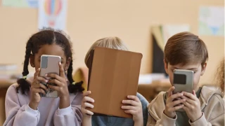 Avrupalılar sosyal medya kullanımının sınırlanmasını destekliyor