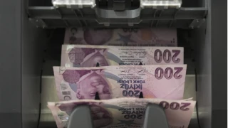 Martta en fazla aylık reel getiri mevduat faizinde oldu