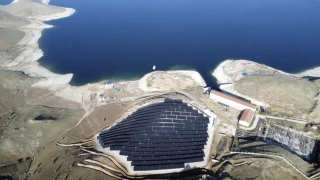 Küresel elektrik üretimi ilk kez gazı geride bıraktı