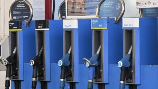 Almanya’da benzin fiyatları rekor seviyede