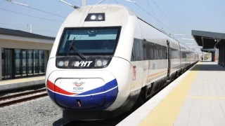 Türkiye demir yolunda yeni yatırımlarla geleceğe taşınıyor