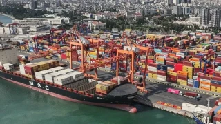 Deprem şehirlerinin ihracatı 15,6 milyar doları aştı